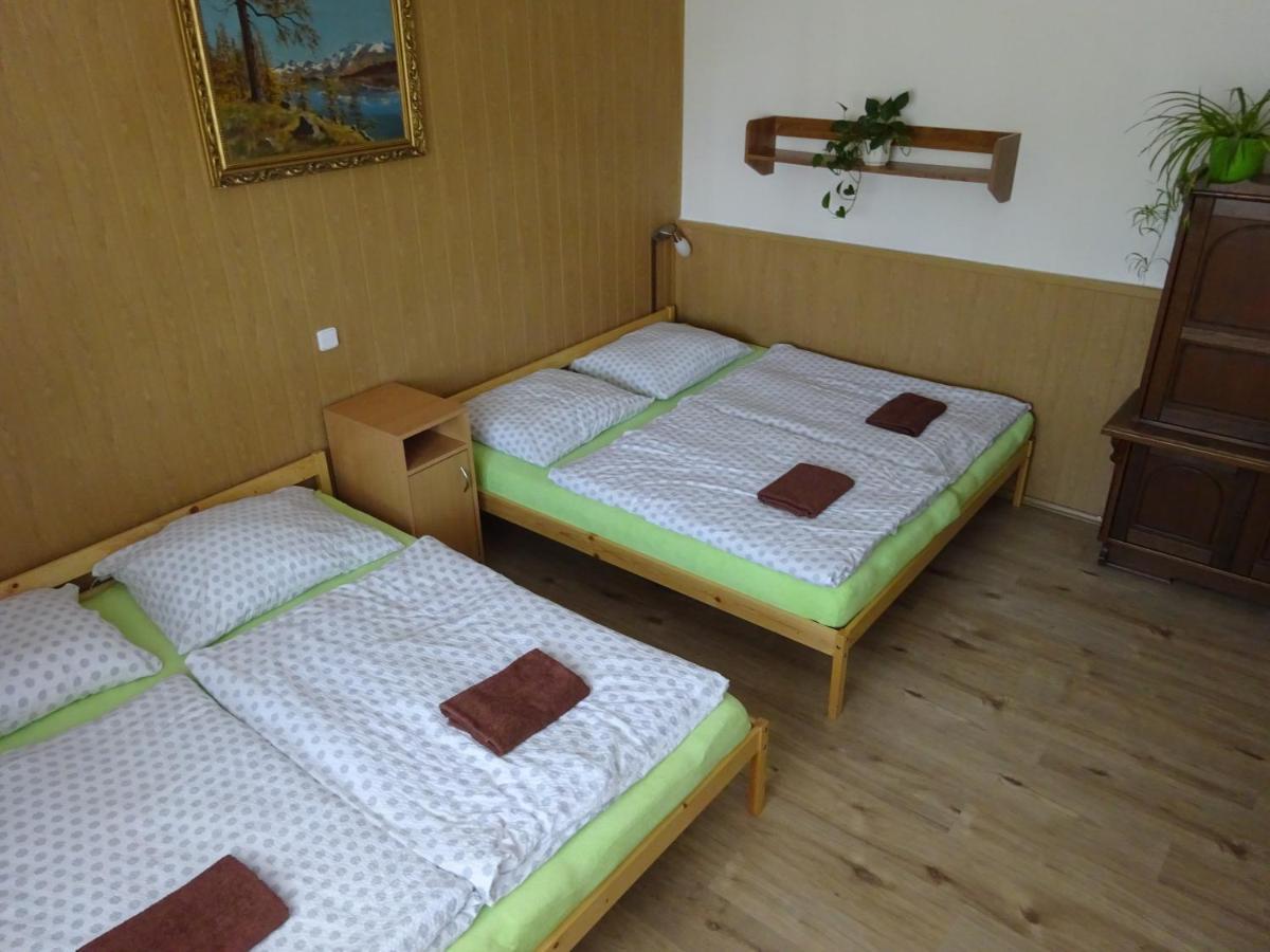 Ubytovani Dana Brentnerova Milovice  Luaran gambar